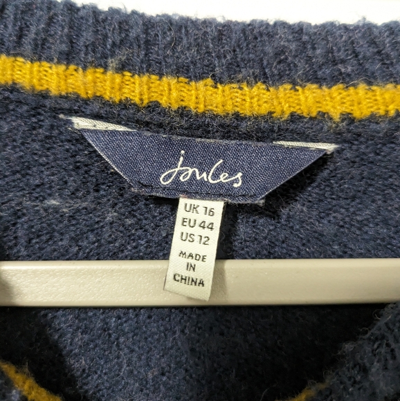 Joules Women's Star Print Sweater - Picture 3 of 6